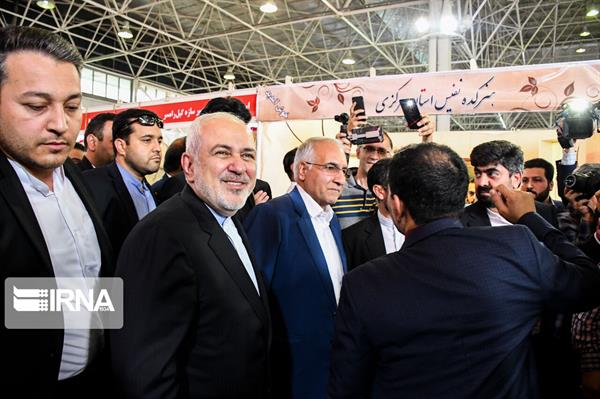بازدید محمد جواد ظریف، وزیر امور خارجه ایران از نمایشگاه بین المللی گردشگری